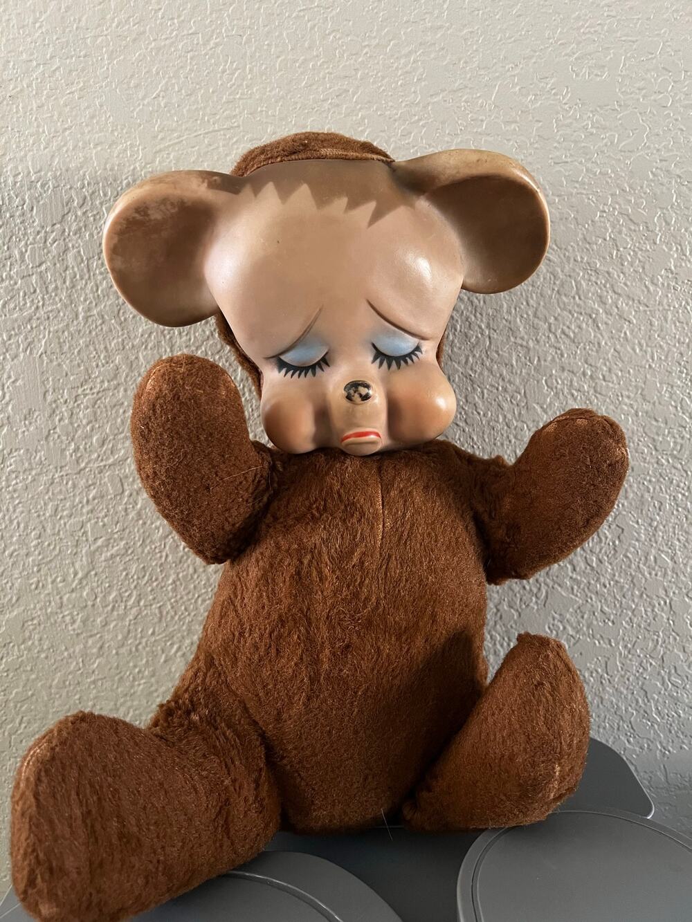Vintage Knickerbocker Brown Plush Rubber Vinyl Face 12" Toy (Read Condition)
